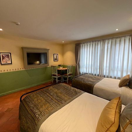 Seto Ghar Hotel Катманду Экстерьер фото