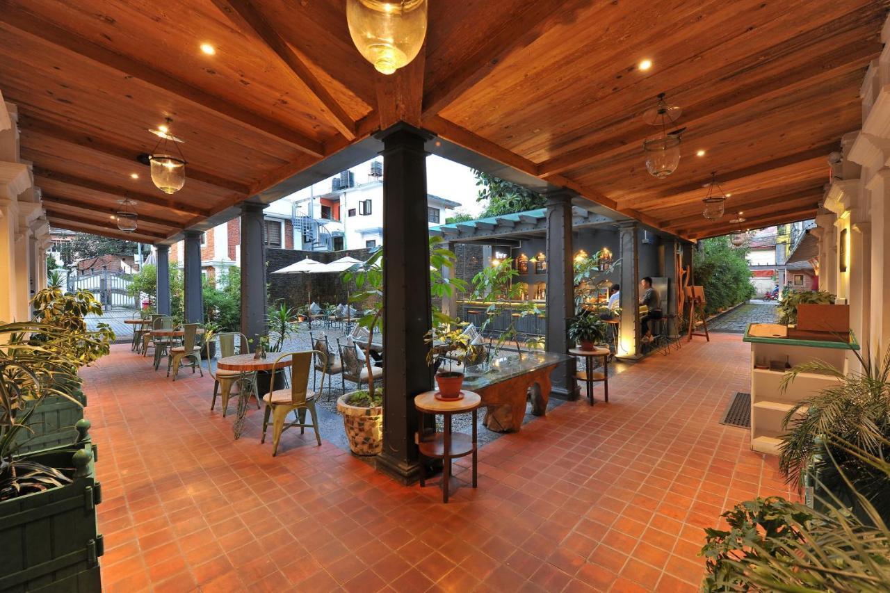 Seto Ghar Hotel Катманду Экстерьер фото