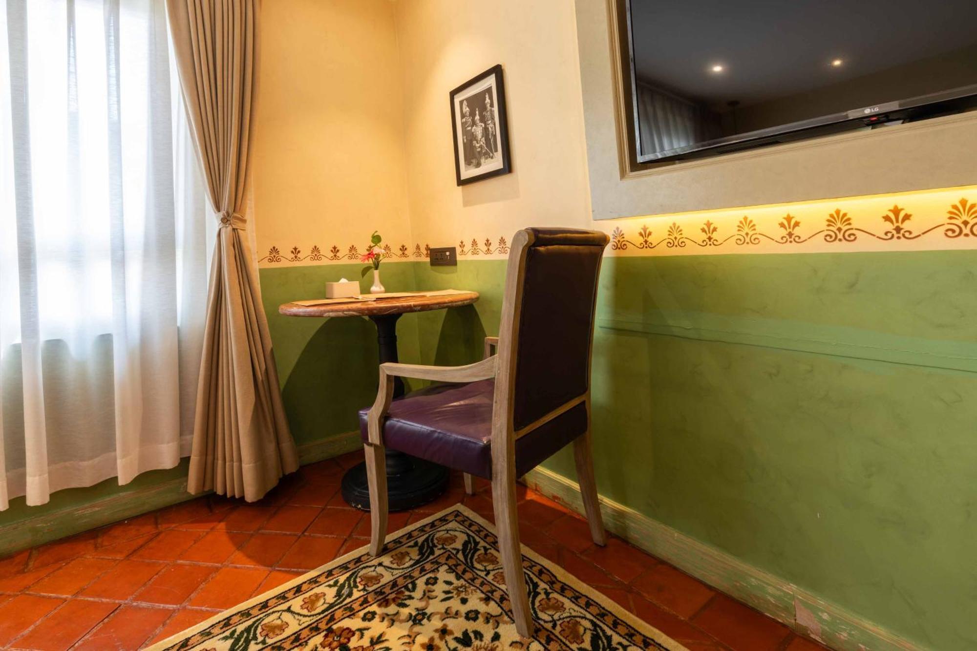 Seto Ghar Hotel Катманду Экстерьер фото